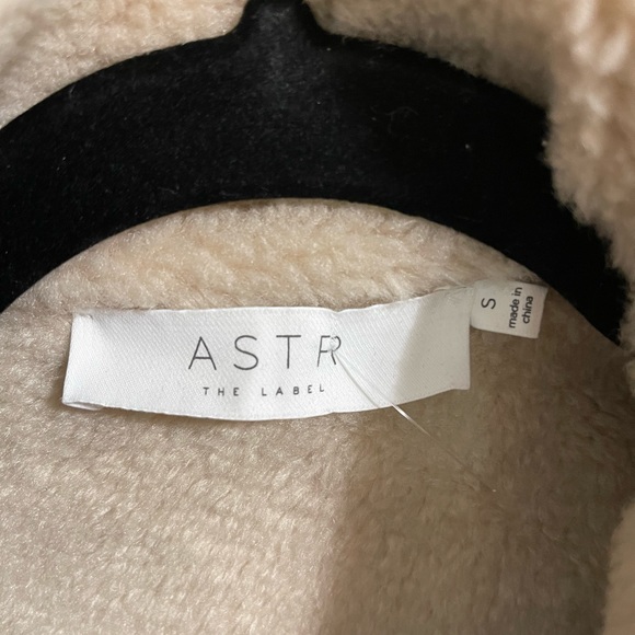 Astr the label Francine Women’s Winter Coat size small - Picture 4 of 5